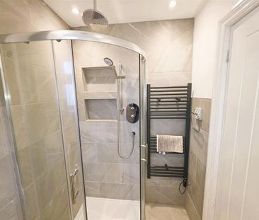 House to rent - Photo 3