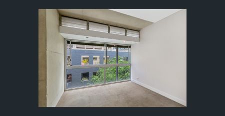 Designer apartment in prestigious ‘Meta’ on cusp of CBD - Photo 2