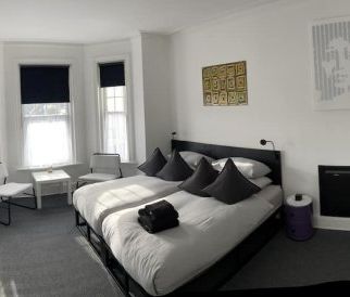 Rooms Available, Southcote Road - 9 - Photo 5