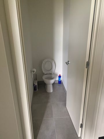 Cranbourne - Photo 4