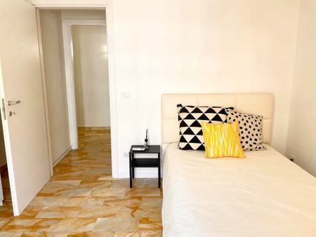 Via Caduti di Cefalonia, Florence, Tuscany 50127 - Photo 5