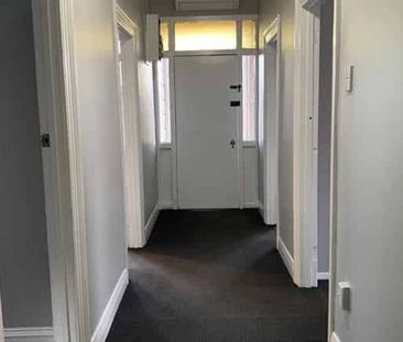 Great Value Great Location - Photo 5