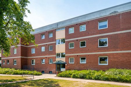 Im Erdgeschoss renovierte 3-Zimmer-Wohnung mit Balkon - Photo 2