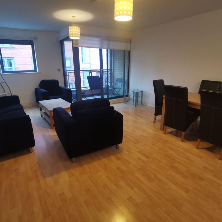 2 bedroom apartment to rent - Photo 1