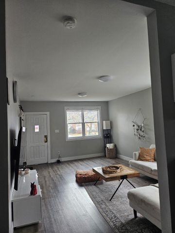 For Lease - 1422 Simcoe Street, Oshawa, Ontario - Photo 2