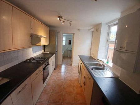 Portswood Road, SO17 - Photo 5