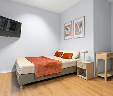 Avenida de Sidónio Pais, Lisbon, Lisbon 1050-215 - Photo 6