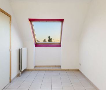 Eengezinswoning te huur in Dentergem voor € 700 met 3 slaapkamers - Foto 2