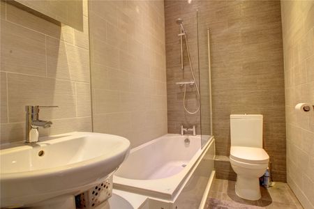 St Nicholas Chambers, Amen Corner, Newcastle upon Tyne, NE1 1PE - Photo 2