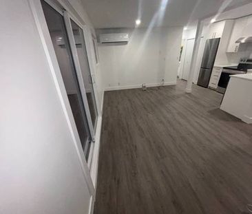 1 bedroom upper suite for rent - Photo 2