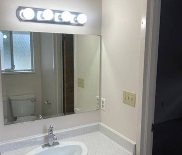 Bevan Terrace – 2BD/1.5BA - Photo 6