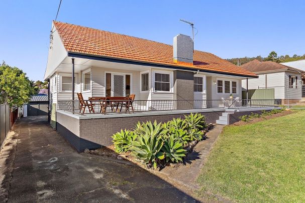 97 Thompson Road, Speers Point NSW 2284 - House For Rent | Domain - Photo 1