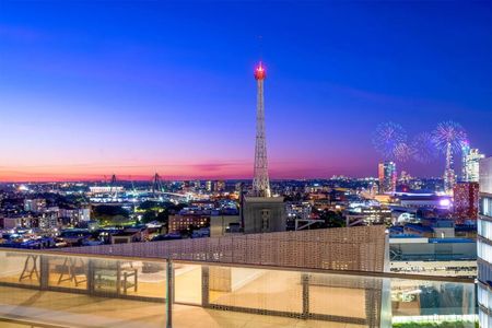 Stunning View I Rooftop Terrace I Northeast Facing - Photo 4
