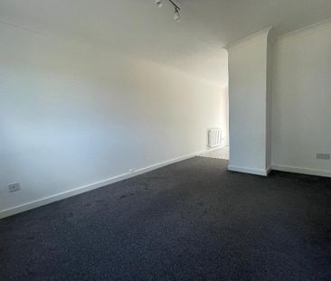 Terraced House - Photo 2