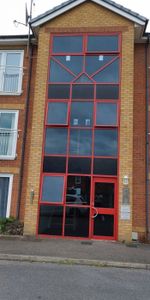 2 bed Apartment - To Let - Photo 4