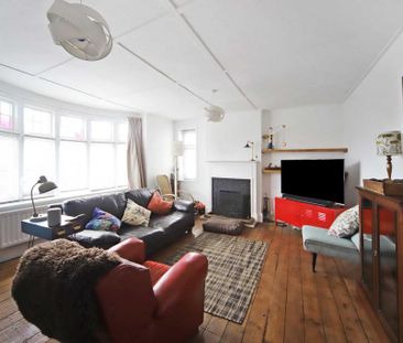 4 bedroom semi-detached house to rent - Photo 4