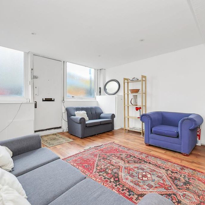 4 bedroom terraced house to rent - Photo 1