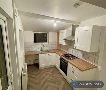 2 bedroom terraced house to rent - Photo 4