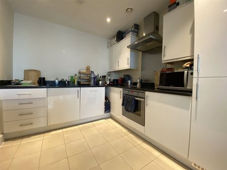63-75 Glenthorne Road, Hammersmith, London, W6 - Photo 2