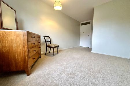 Apt 2, 548 Antrim Road, Belfast, BT15 5GJ - Photo 2