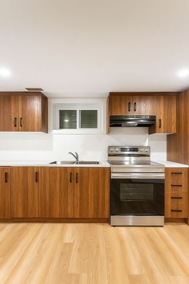 For Lease - 24 Sunbay Court Unit# Bsmt 2, Richmond Hill, Ontario - Photo 1