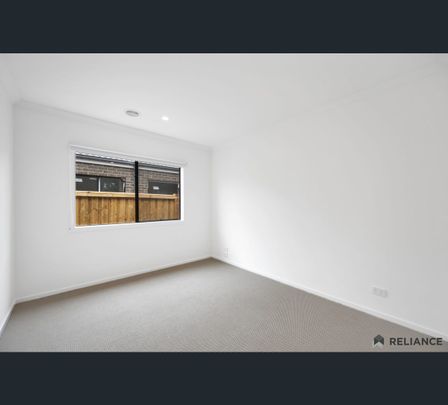 444 Mandalay Circuit, Beveridge, Vic 3753 - Photo 1