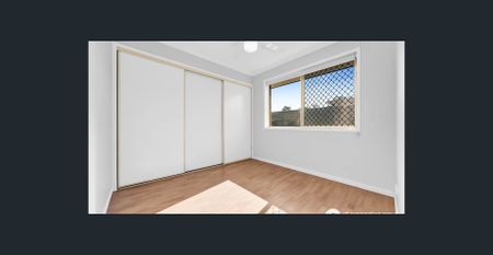 Where Spacious Living and Convenience are Perfectly Matched.. - Photo 2