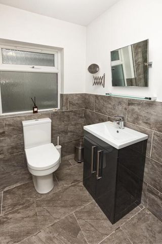 124 John Street, Newtownards, BT23 4NA - Photo 3