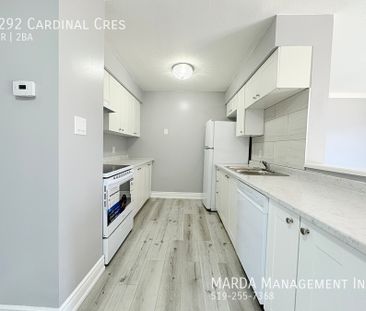 SPACIOUS 3-BEDROOM/1.5-BATH TOWNHOUSE WITH GARAGE + UTILITIES - Photo 3