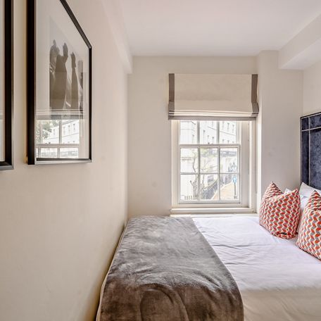 Pelham Court, Chelsea - Photo 1