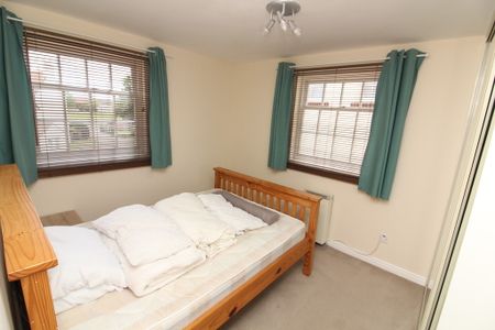 1 Bedroom Apartment - Photo 4