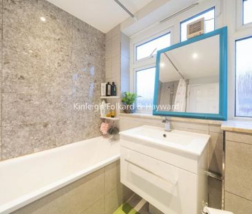 3 bedroom flat to rent - Photo 5