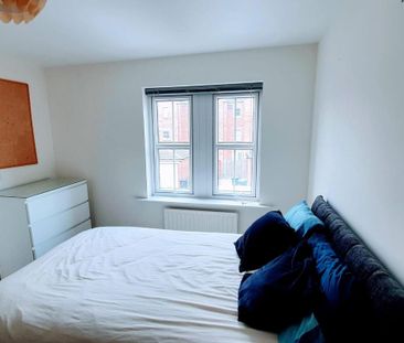 4 bedroom private hall to rent - Photo 4