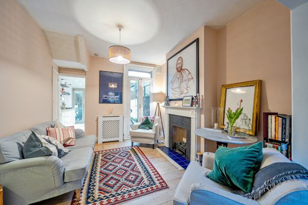 Kilburn Lane, Queens Park, London, W10 - Photo 1