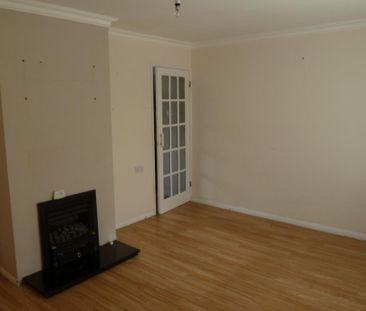 4 bedroom terraced house to rent - Photo 4
