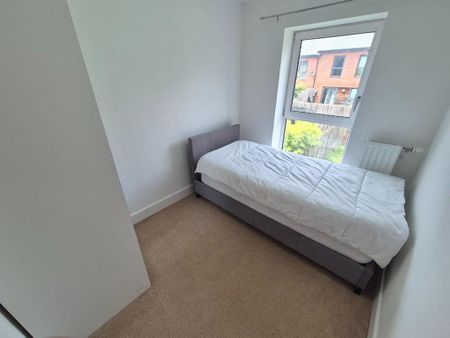3 bedroom terraced house to rent - Photo 3