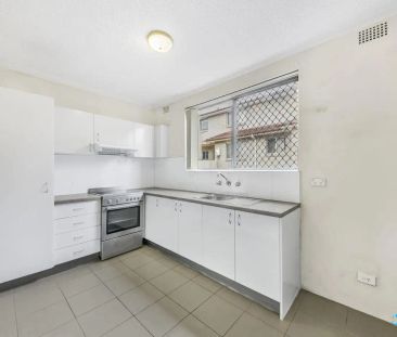 6/480 Merrylands Road, Merrylands NSW 2160 - Photo 1