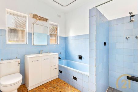 3 Bedroom Home + 1 Study, Located in Beecroft! - Photo 4