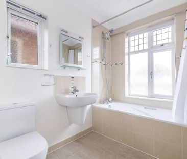 1 bedroom semi-detached house to rent - Photo 4