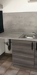 Location Appartement 2 pièces 35m² - Photo 3