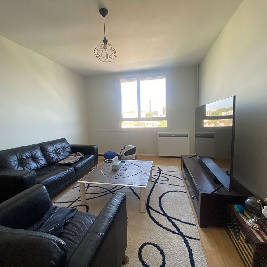 LIMOGES OUEST, T2 57.52 m² avec parking et cave ! - Photo 1