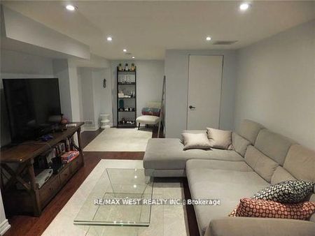 For Lease - 23 Rangoon Road Unit# Lower, Toronto, Ontario - Photo 3