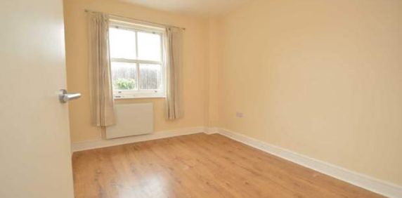 1 bedroom property to rent in Addlestone - Photo 2