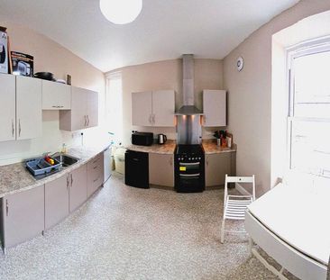 4 bedroom house share to rent - Photo 2