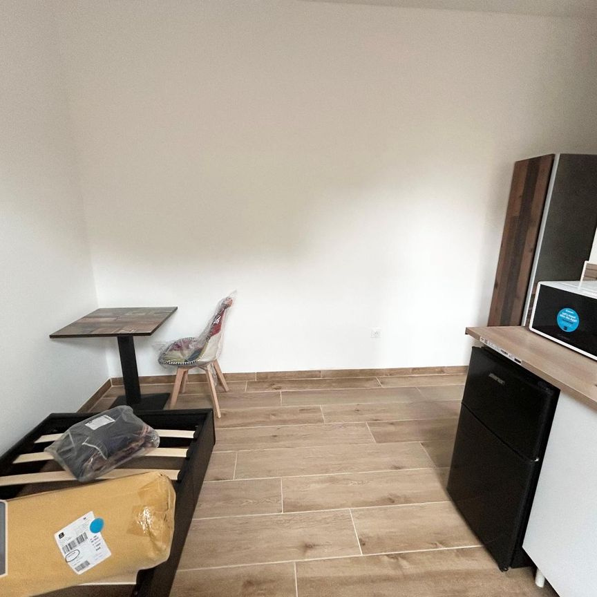 Location Appartement 1 pièce 15m² FAMARS 59300 - Photo 1