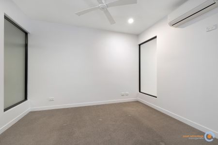 ** rental increase to $680 per week from 28th January 2027 *** This modern one bedroom apartment is conveniently located in West End, within close pro - Photo 3