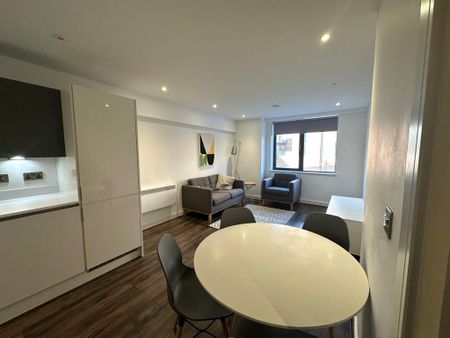 1 bedroom flat to rent - Photo 3