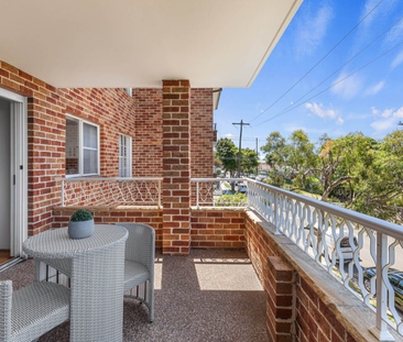 For Lease: Stylish 2-Bed Unit in Prime Sans Souci Location - Photo 2