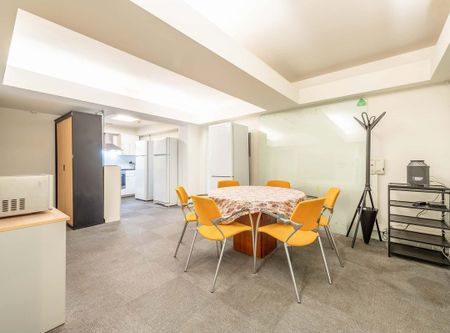 9 R. Alm. Barroso, Lisboa, Lisbon 1000 - Photo 3