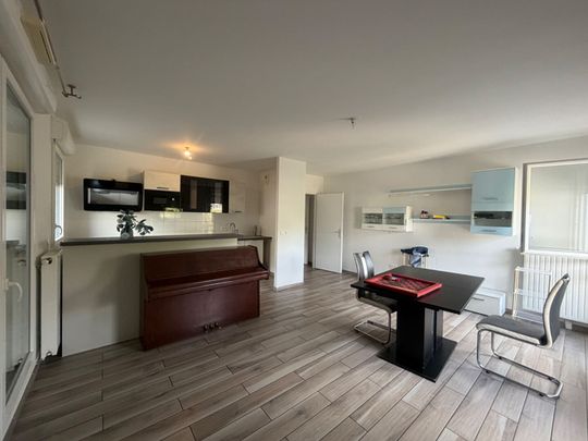 Location Appartement 4 pièces 83m² - Photo 1